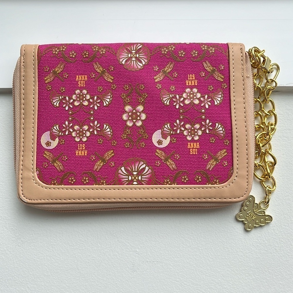ANNA SUI Zip Around Wallet Wristlet Pink Floral Dragonfly Motif Gold Tone Chain